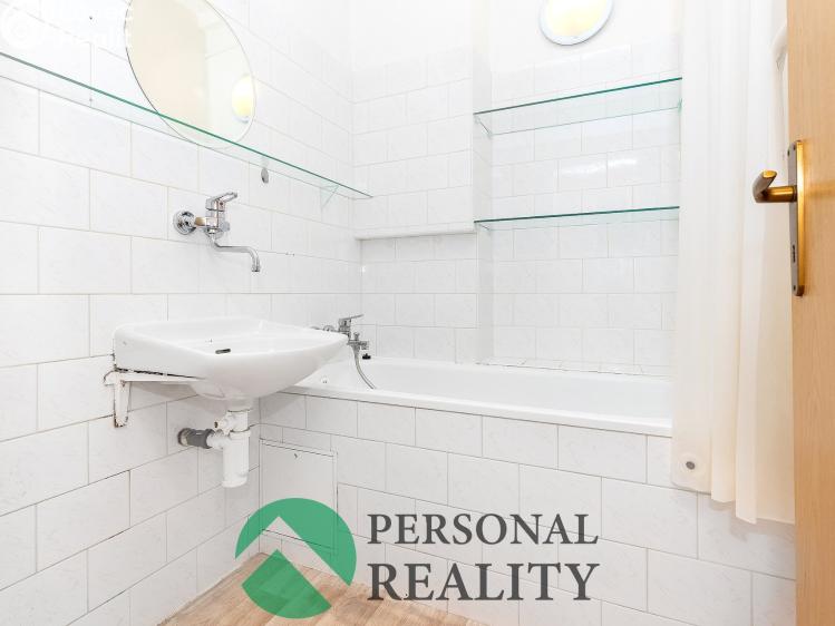 Rent apartment 3+1 Pardubice, Benešovo náměstí č. 9