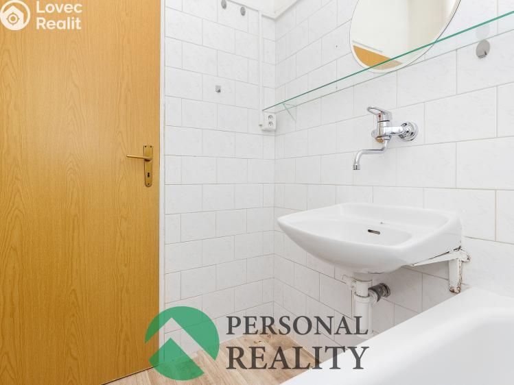 Rent apartment 3+1 Pardubice, Benešovo náměstí č. 10