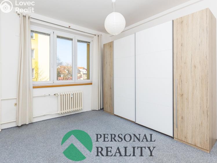 Rent apartment 3+1 Pardubice, Benešovo náměstí č. 12