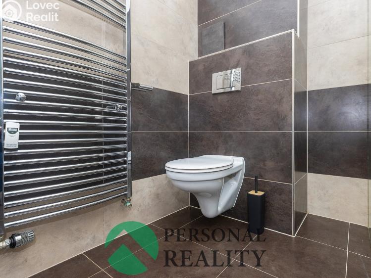 Sale apartment 2+KK Pardubice, Sladkovského č. 11