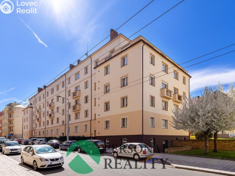 Sale apartment 2+KK Pardubice, Sladkovského č. 24