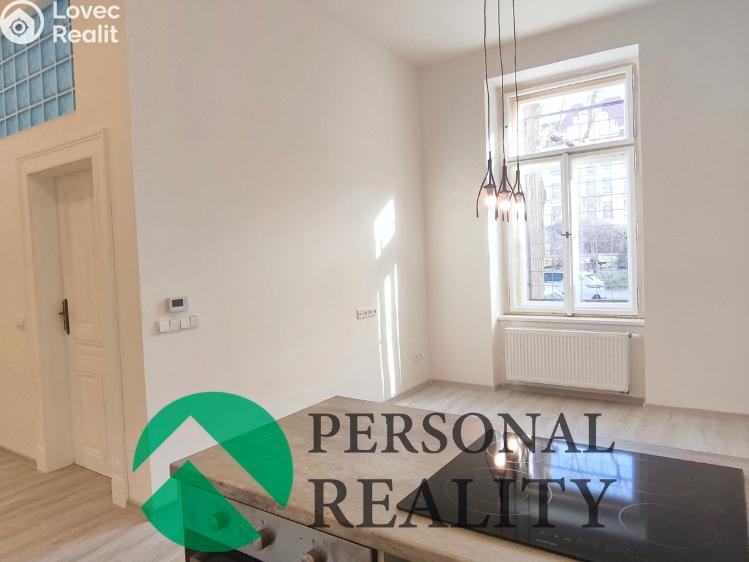 Rent apartment 3+KK Praha, Urxova 470/1 č. 12