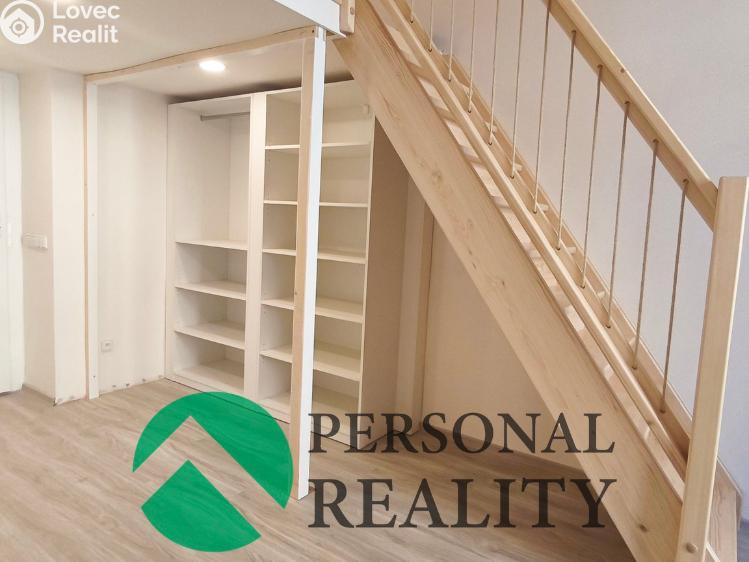 Rent apartment 3+KK Praha, Urxova 470/1 č. 15