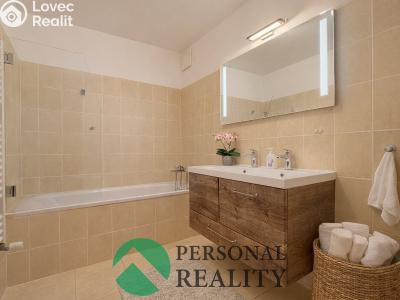 Продаж квартири 2+KK Mělník, Za Stadionem č. 4