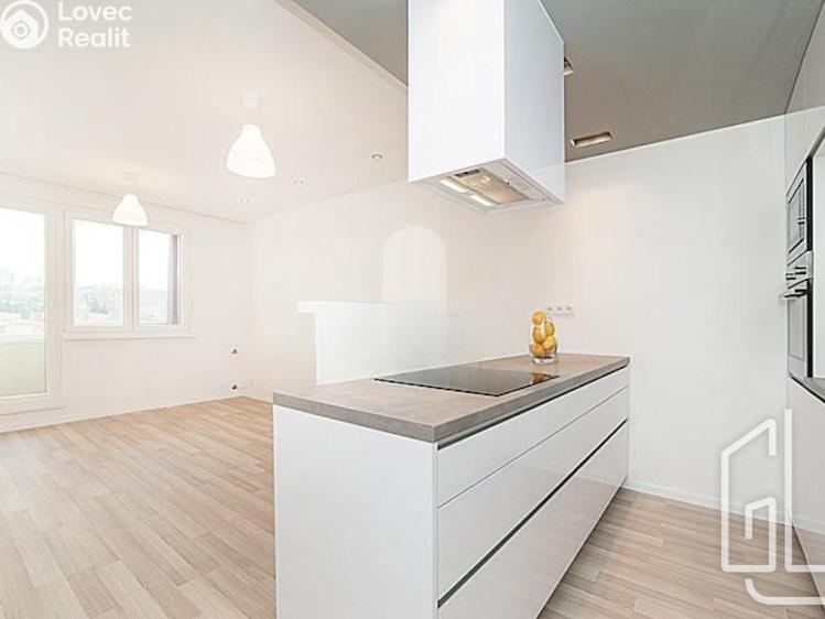 Pronájem bytu 3+KK Praha, Egyptská č. 5