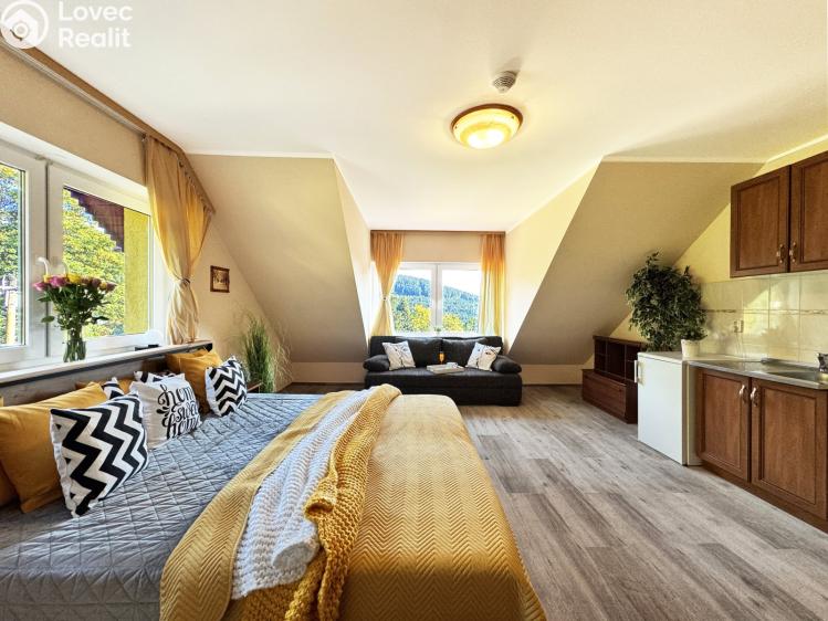 Prodej ubytovacího zařízení Kubova Huť č. 18