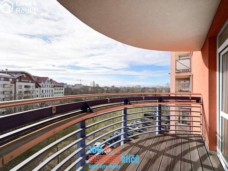 Pronájem bytu 2+1 Praha, Nepilova 903/3 č. 10