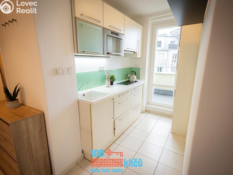 Pronájem bytu 2+1 Praha, Na Hubálce 988/7 č. 8