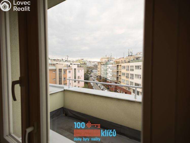 Pronájem bytu 2+1 Praha, Na Hubálce 988/7 č. 10