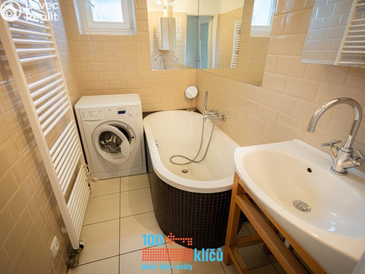 Pronájem bytu 2+1 Praha, Na Hubálce 988/7 č. 11