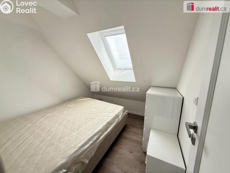 Pronájem bytu 2+1 Velké Přílepy, Dvořákova č. 7