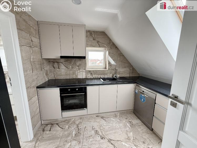 Pronájem bytu 2+1 Velké Přílepy, Dvořákova č. 12