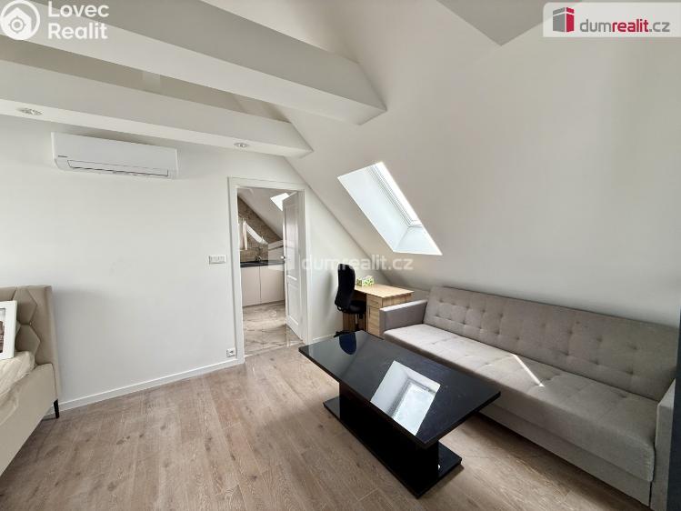 Pronájem bytu 2+1 Velké Přílepy, Dvořákova č. 22