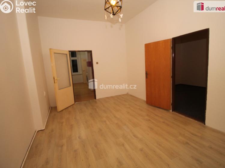 Pronájem bytu 2+1 Karlovy Vary, Lad. Koubka č. 9