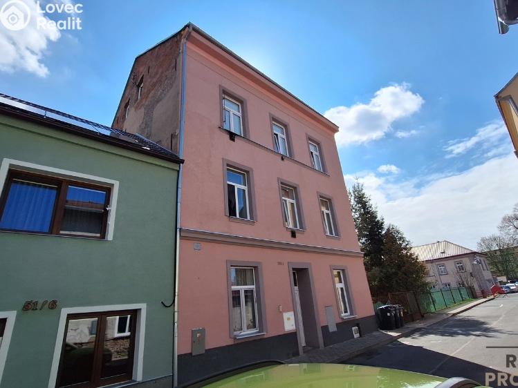 Продажа многоквартирного дома Trmice, U Mlýnského potoka č. 1