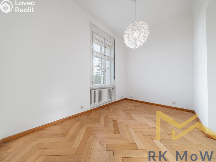 Pronájem bytu 6 a více Praha, Slunná č. 4