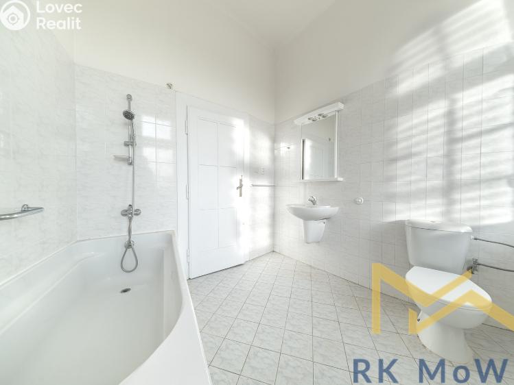 Pronájem bytu 6 a více Praha, Slunná č. 14