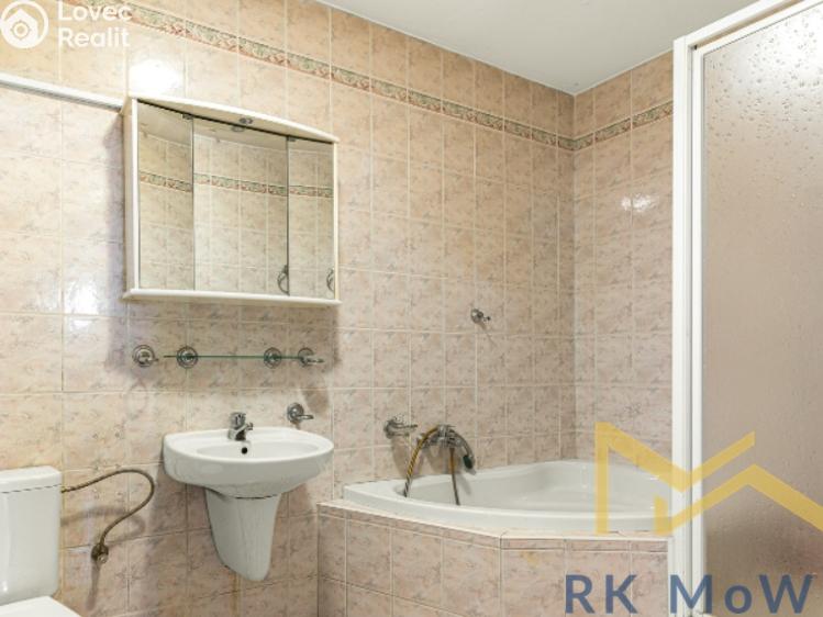 Prodej rodinného domu Praha, Zličínská č. 8