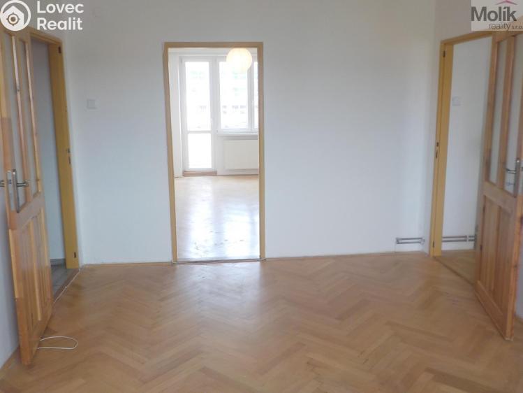 Pronájem bytu 3+1 Teplice, Skupova 1256 č. 7