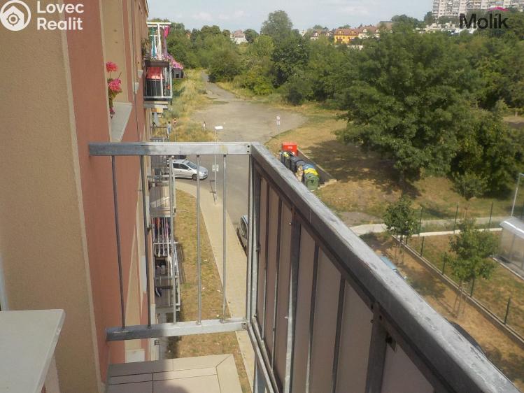 Pronájem bytu 3+1 Teplice, Skupova 1256 č. 11