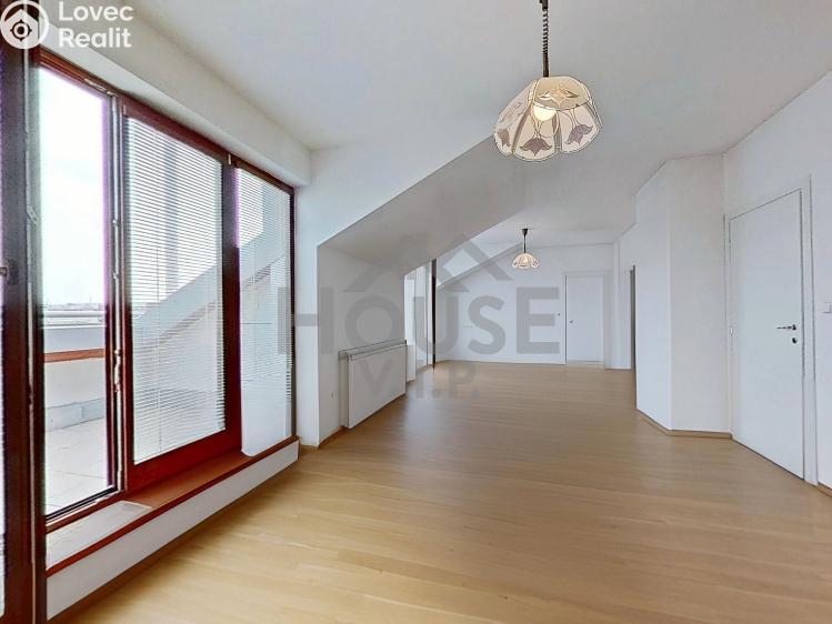 Prodej bytu 5+1 Praha, Paťanka č. 9