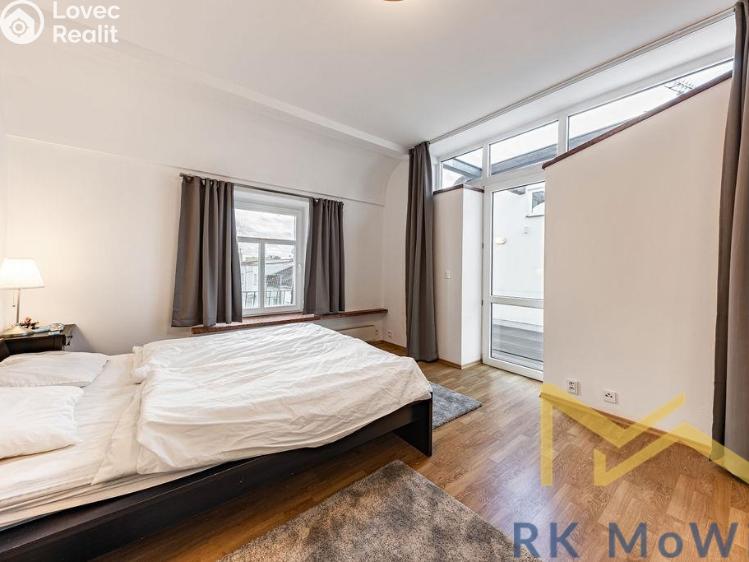 Rent apartment 5+1 Praha, Dřevná č. 9