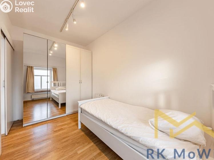 Rent apartment 5+1 Praha, Dřevná č. 10