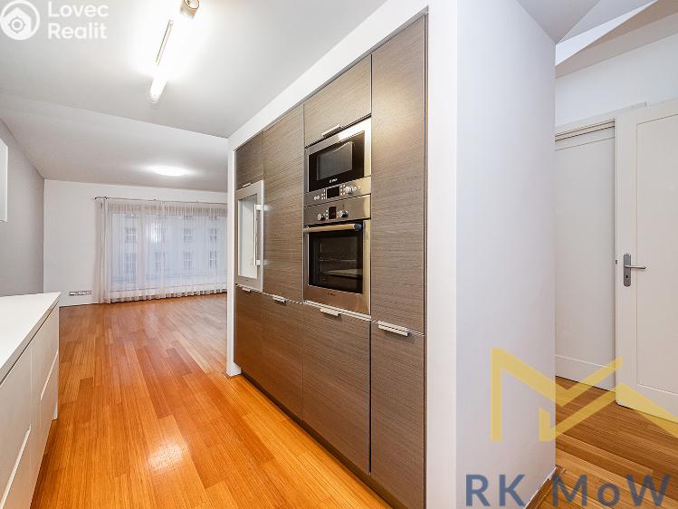 Pronájem bytu 4+KK Praha, Senovážné náměstí č. 7