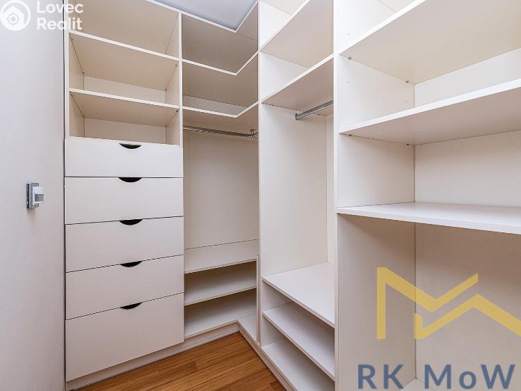 Pronájem bytu 4+KK Praha, Senovážné náměstí č. 10