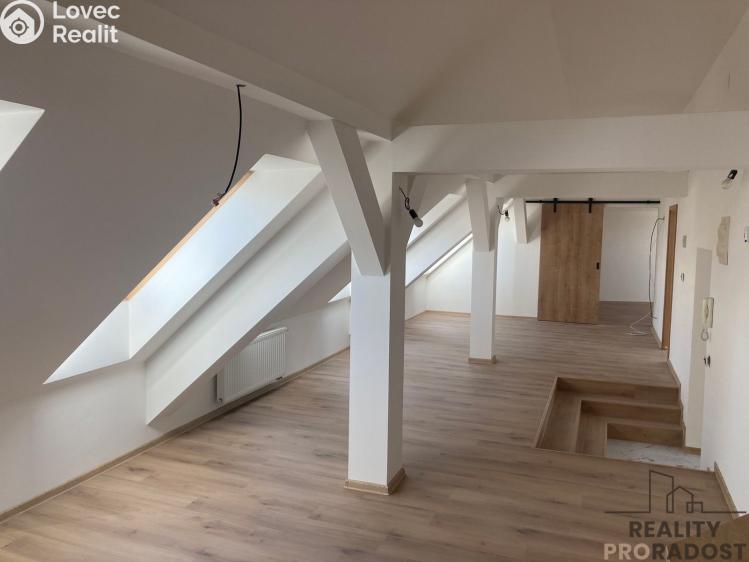 Pronájem bytu 3+KK Hodonín, Měšťanská 244/3 č. 4