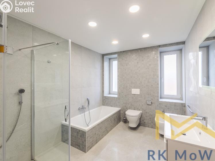 Pronájem rodinného domu Průhonice, Sadová č. 4