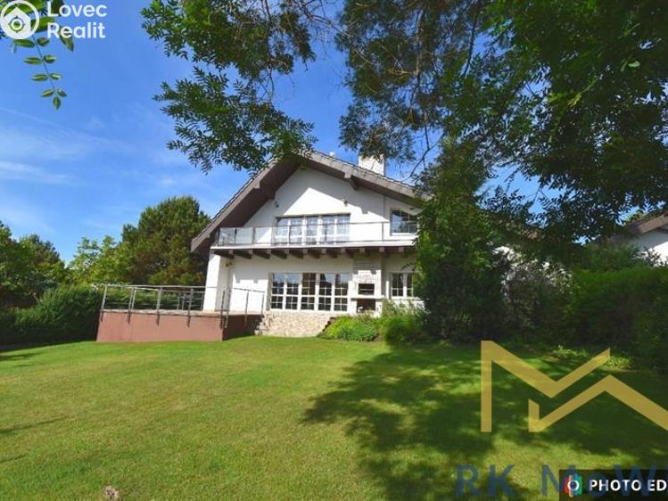 Pronájem rodinného domu Průhonice, Sadová č. 11