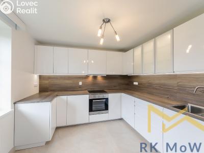 Pronájem rodinného domu Průhonice, Sadová č. 1