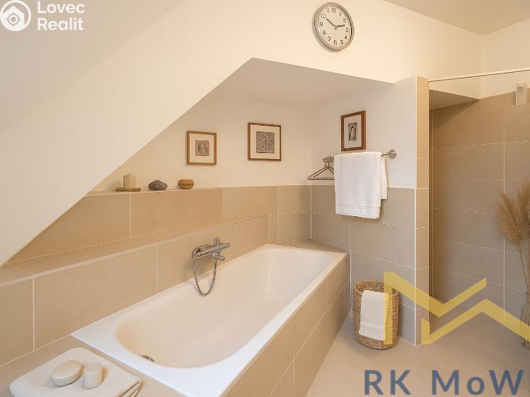 Rent family house Praha, Ke hrádku č. 4