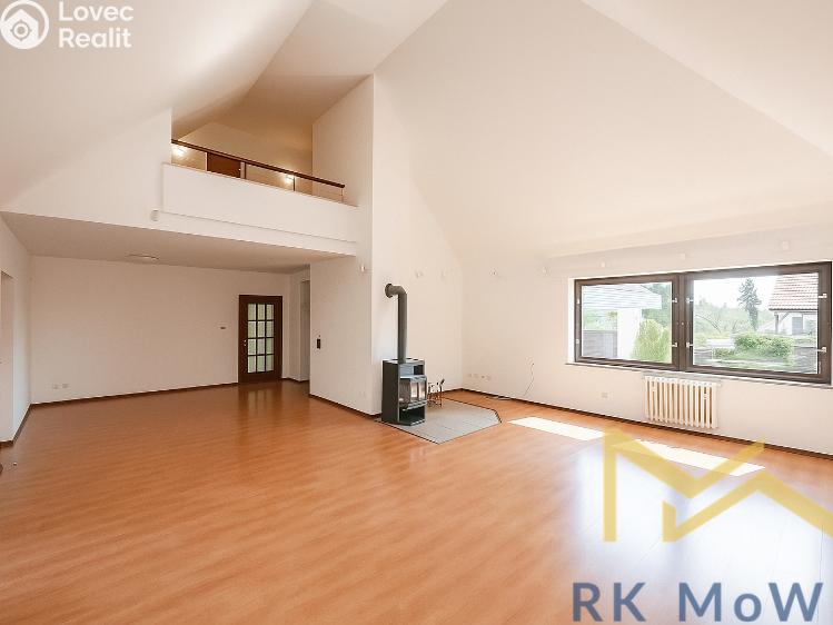 Rent family house Praha, Ke hrádku č. 7