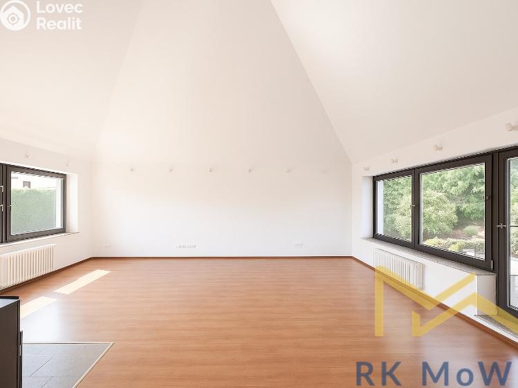 Rent family house Praha, Ke hrádku č. 8