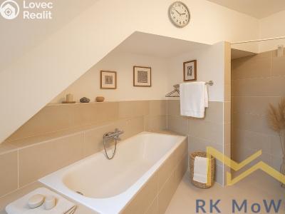 Pronájem rodinného domu Praha, Ke hrádku č. 4