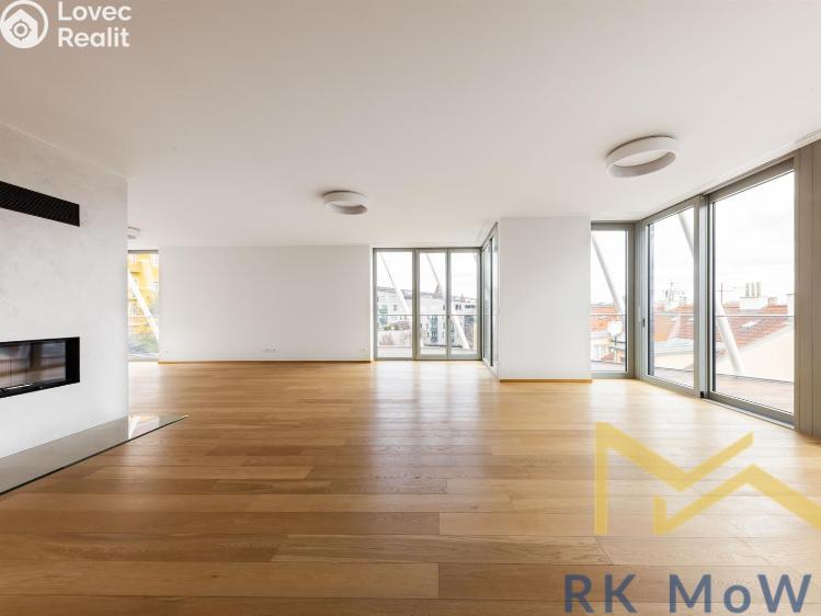 Pronájem bytu 4+KK Praha, Holečkova č. 12