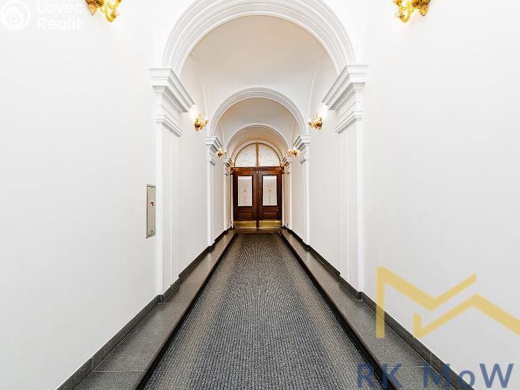 Pronájem garážového stání Praha, Italská č. 3