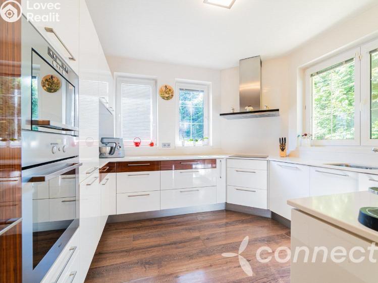 Prodej rodinného domu Jesenice, Karafiátová 424 č. 2