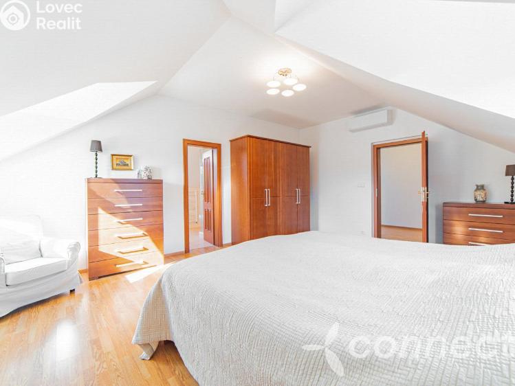 Prodej rodinného domu Jesenice, Karafiátová 424 č. 13