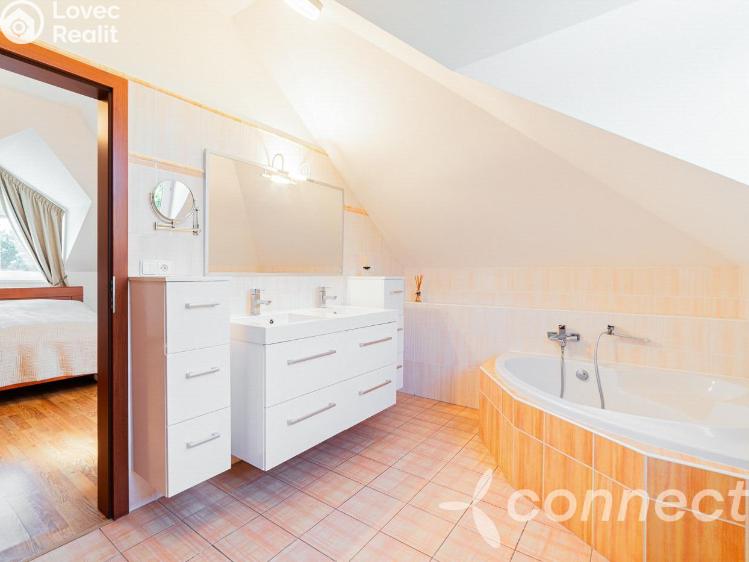 Prodej rodinného domu Jesenice, Karafiátová 424 č. 14