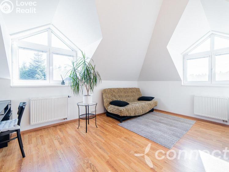 Prodej rodinného domu Jesenice, Karafiátová 424 č. 19