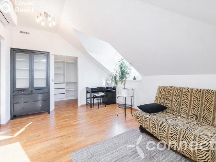 Prodej rodinného domu Jesenice, Karafiátová 424 č. 20