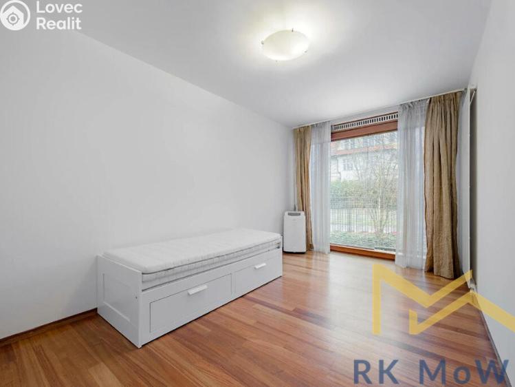 Pronájem bytu 3+KK Praha, Pod kaštany č. 5