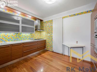 Pronájem bytu 3+KK Praha, Pod kaštany č. 4