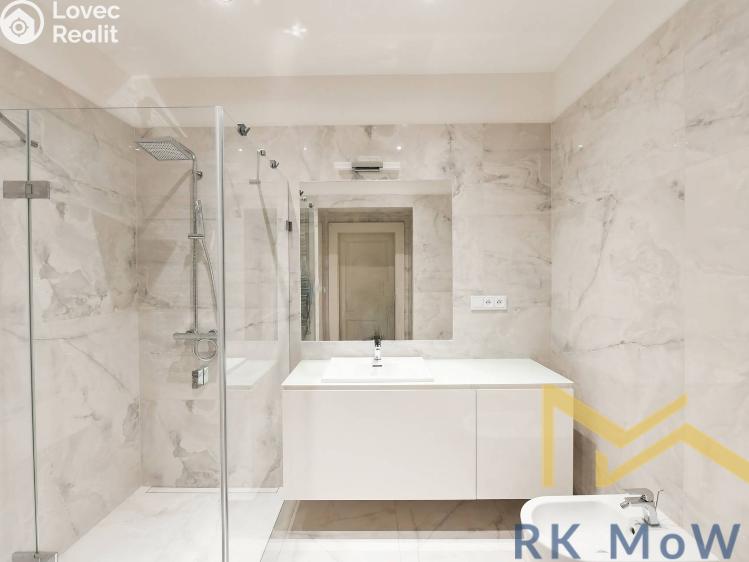 Pronájem bytu 3+KK Praha, Janáčkovo nábřeží č. 2