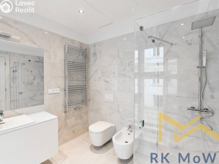 Pronájem bytu 3+KK Praha, Janáčkovo nábřeží č. 6