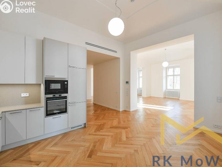 Pronájem bytu 3+KK Praha, Janáčkovo nábřeží č. 8