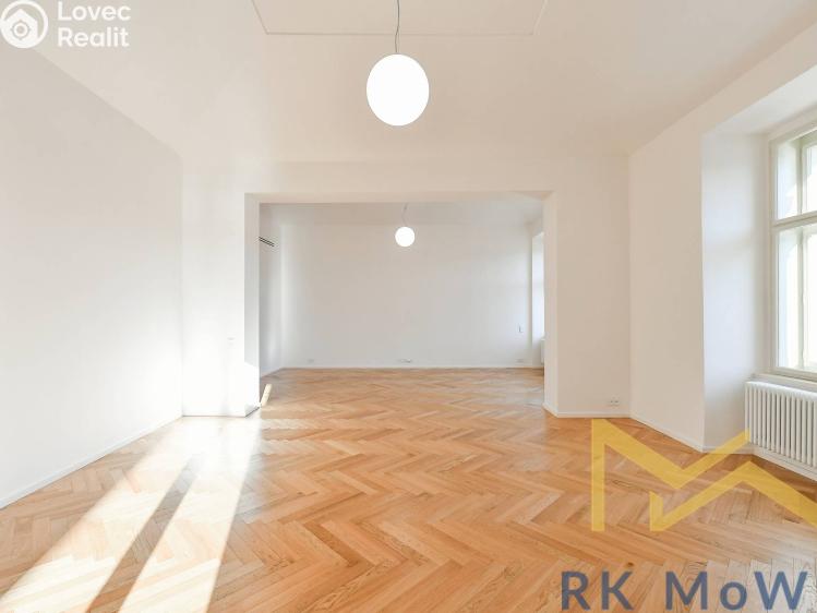 Pronájem bytu 3+KK Praha, Janáčkovo nábřeží č. 10